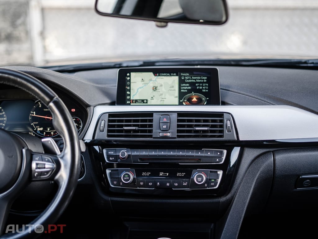 BMW 420 d Pack Desportivo M Auto