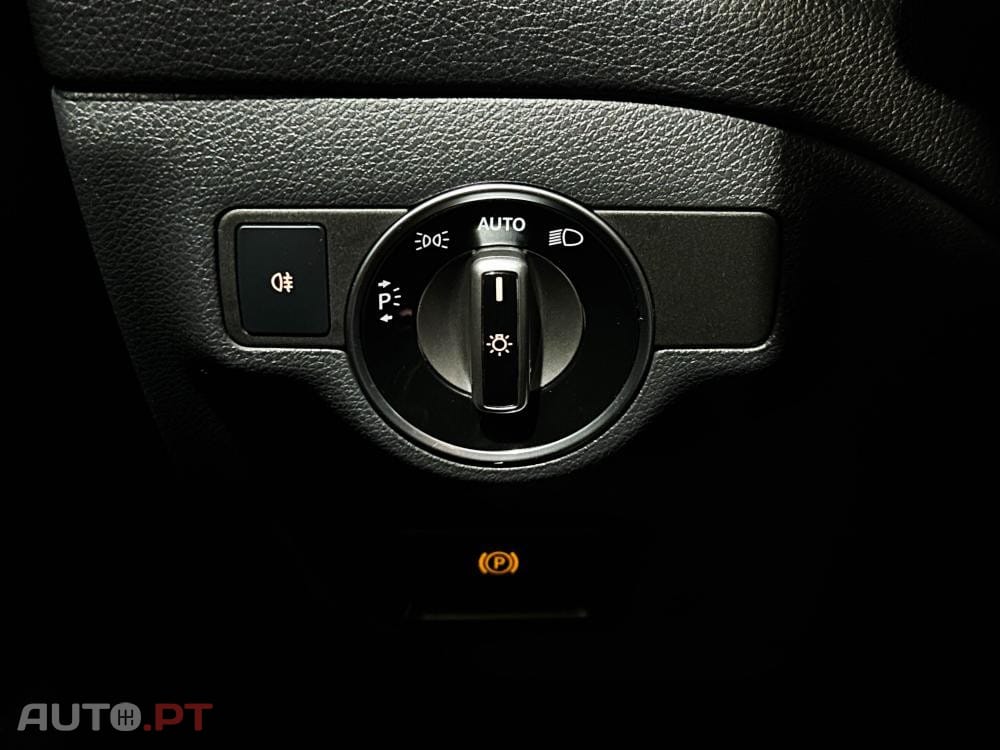 Mercedes-Benz CLA 200 d 4Matic 7G-DCT UrbanStyle Edition