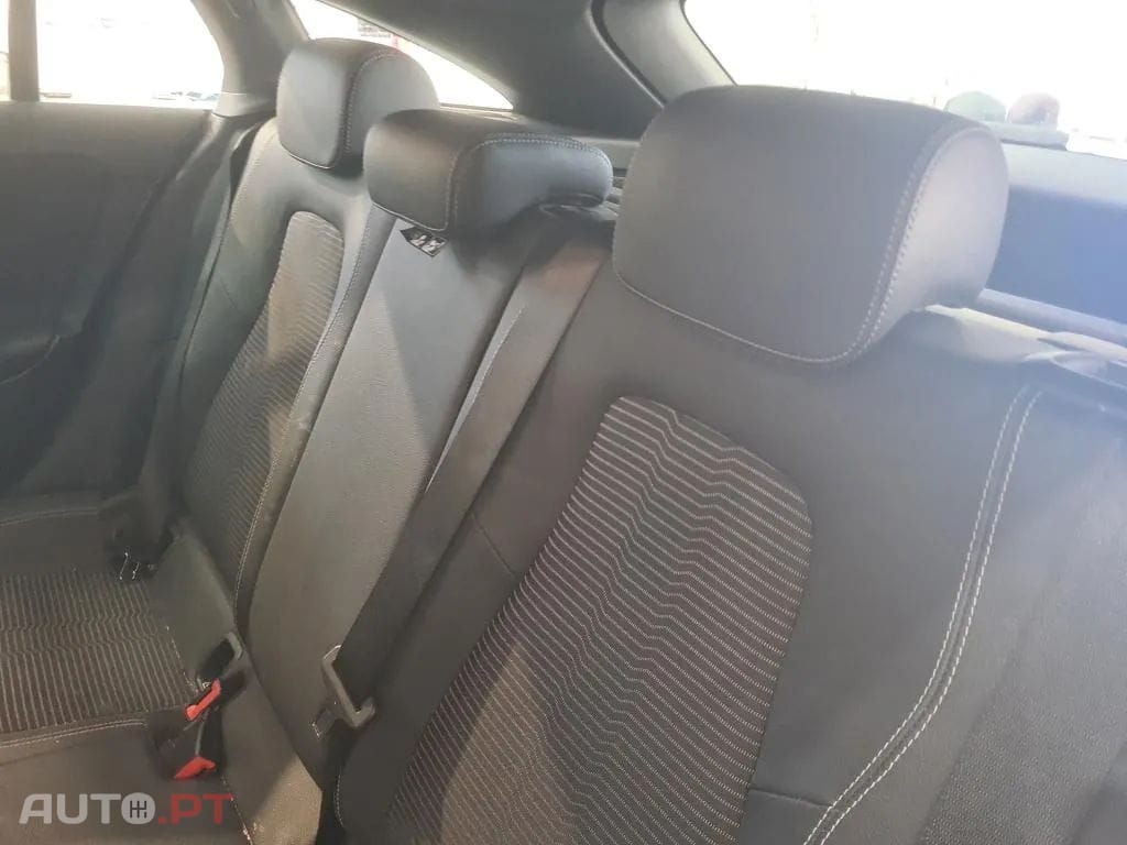 Mercedes-Benz CLA 250 e Shooting Brake Style Plus