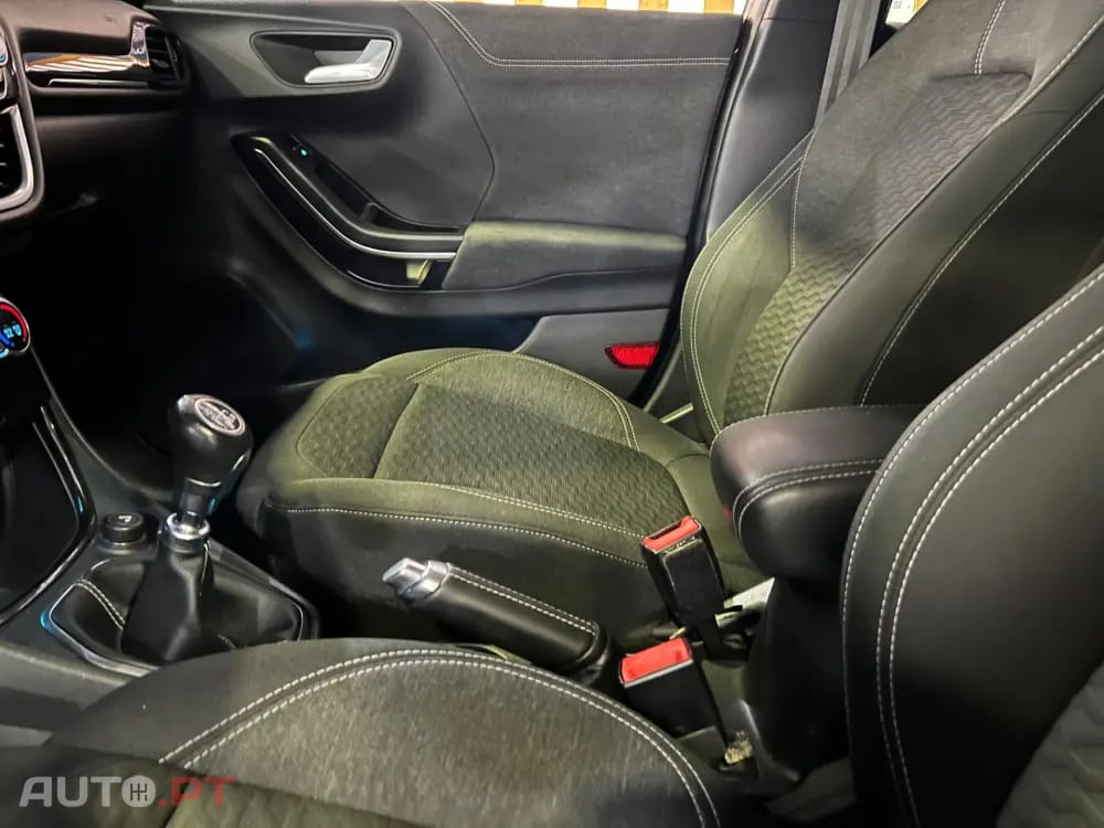 Ford Puma 1.0 EcoBoost MHEV Titanium X