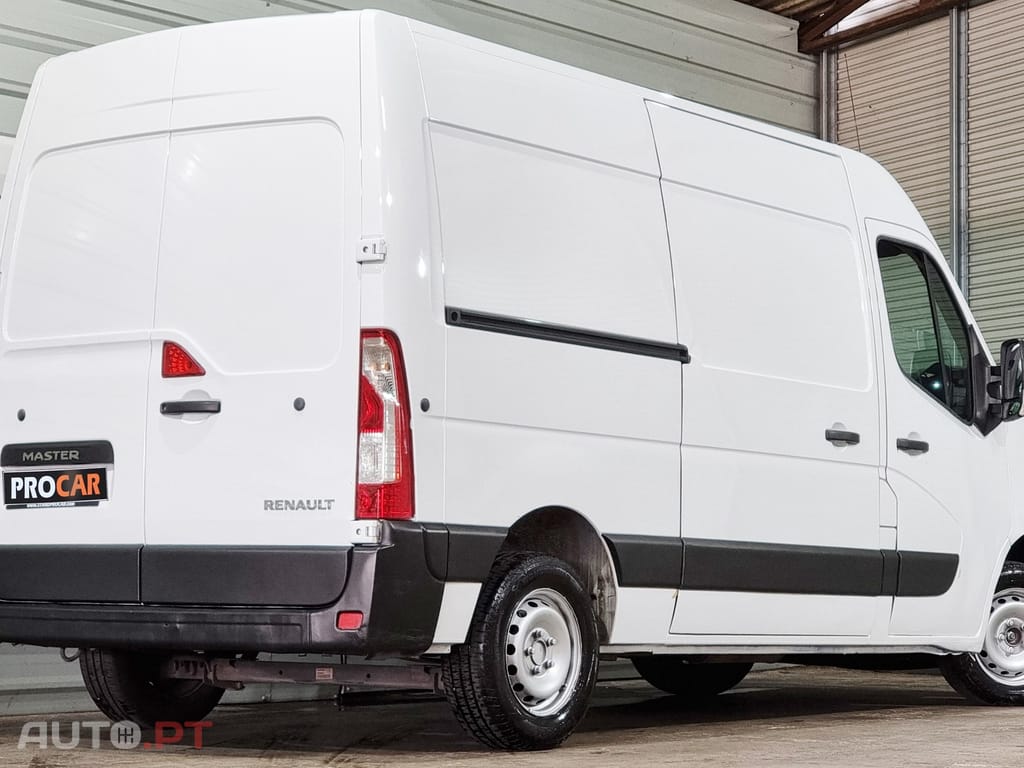 Renault Master 2.3 dCi L2H2 3.5T