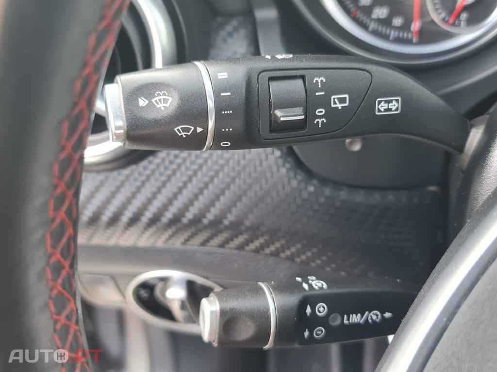 Mercedes-Benz A 180 d AMG Line