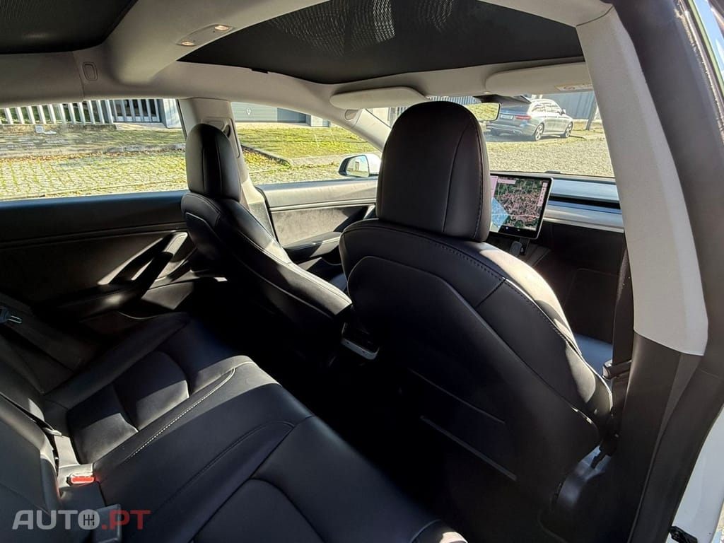 Tesla Model 3 Long Range AWD Dual Motor