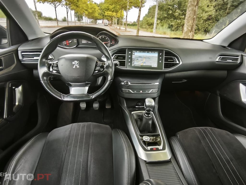 Peugeot 308 1.6 e-HDi Allure J17