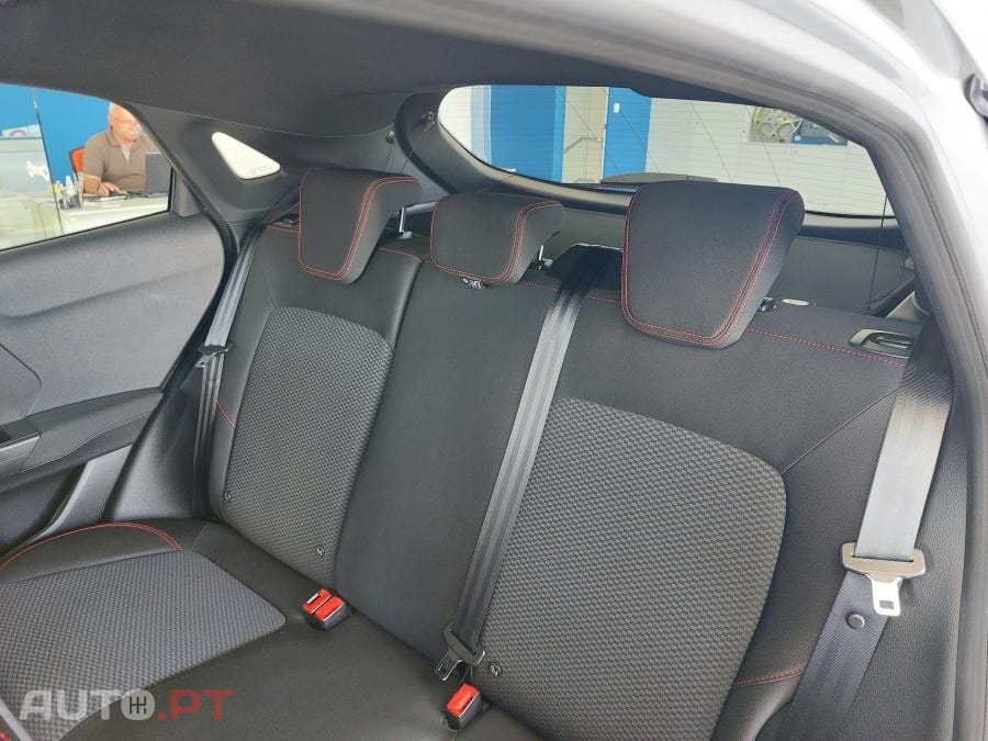 Ford Puma 1.0 Ecoboost MHEV ST-Line 