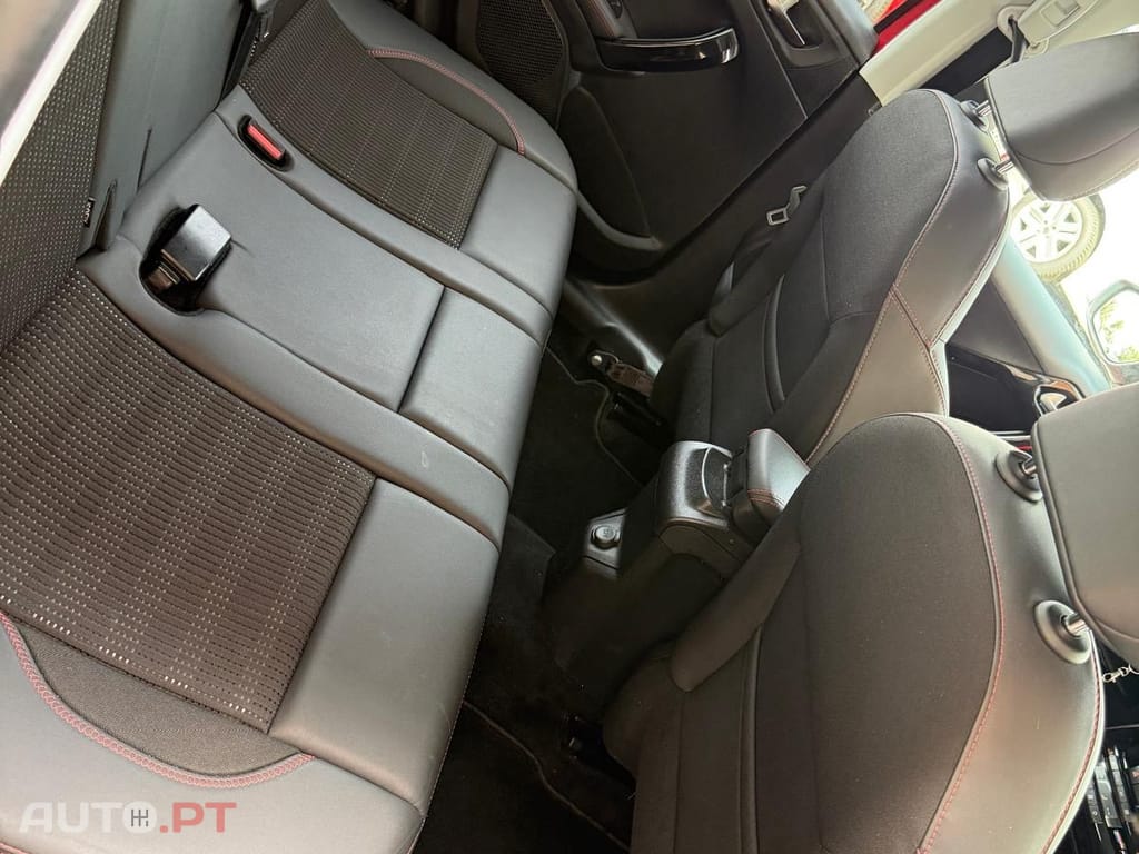 Peugeot 2008 1.2 PureTech GT Line EAT6