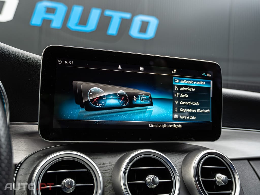 Mercedes-Benz C 220 d AMG Line