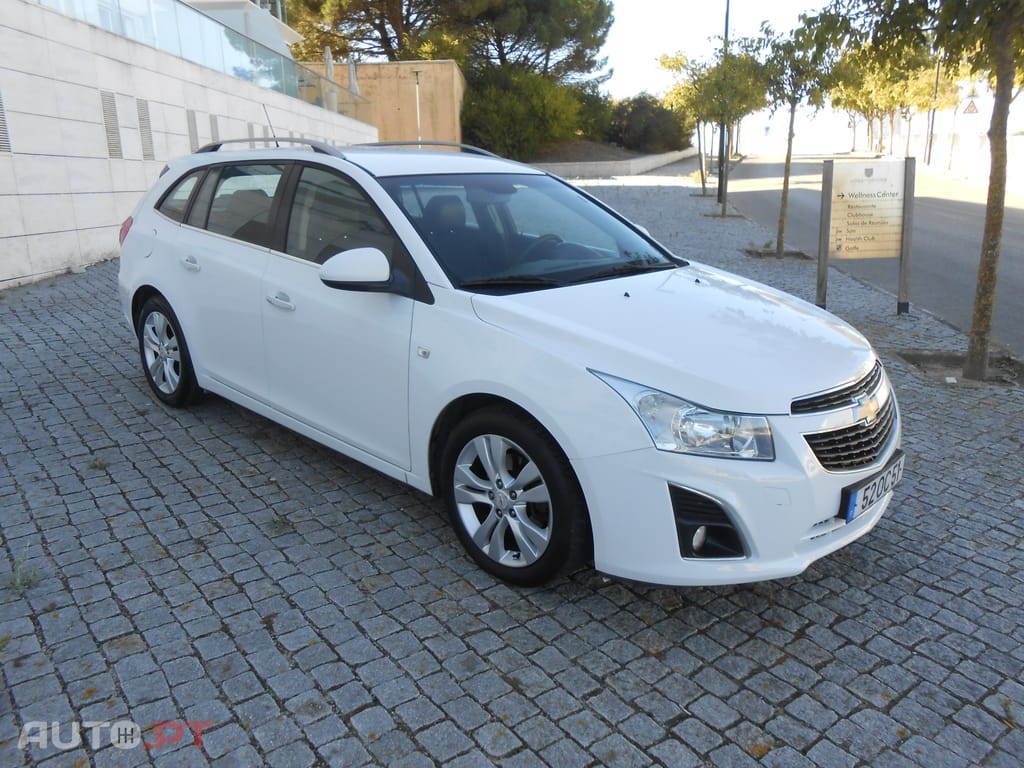 Chevrolet Cruze SW 1.7 VCDI LT