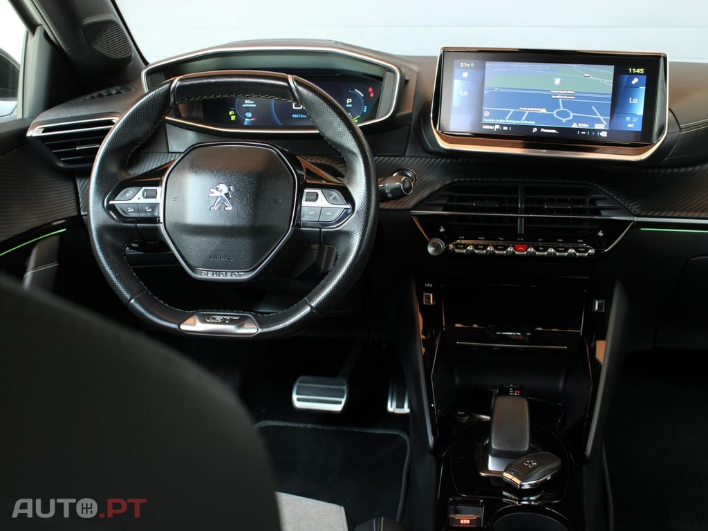 Peugeot E-208 50 kWh GT Pack