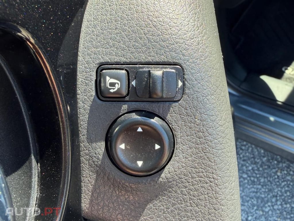 Nissan Qashqai 1.2 DIG-T N-Connecta 18