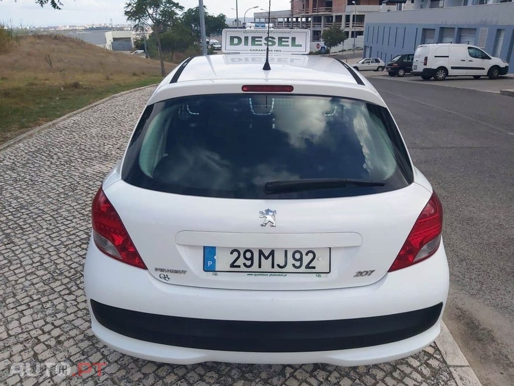 Peugeot 207  1.4 HDI PACK CLIM