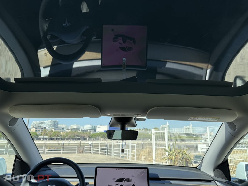 Tesla Model Y Tração Traseira