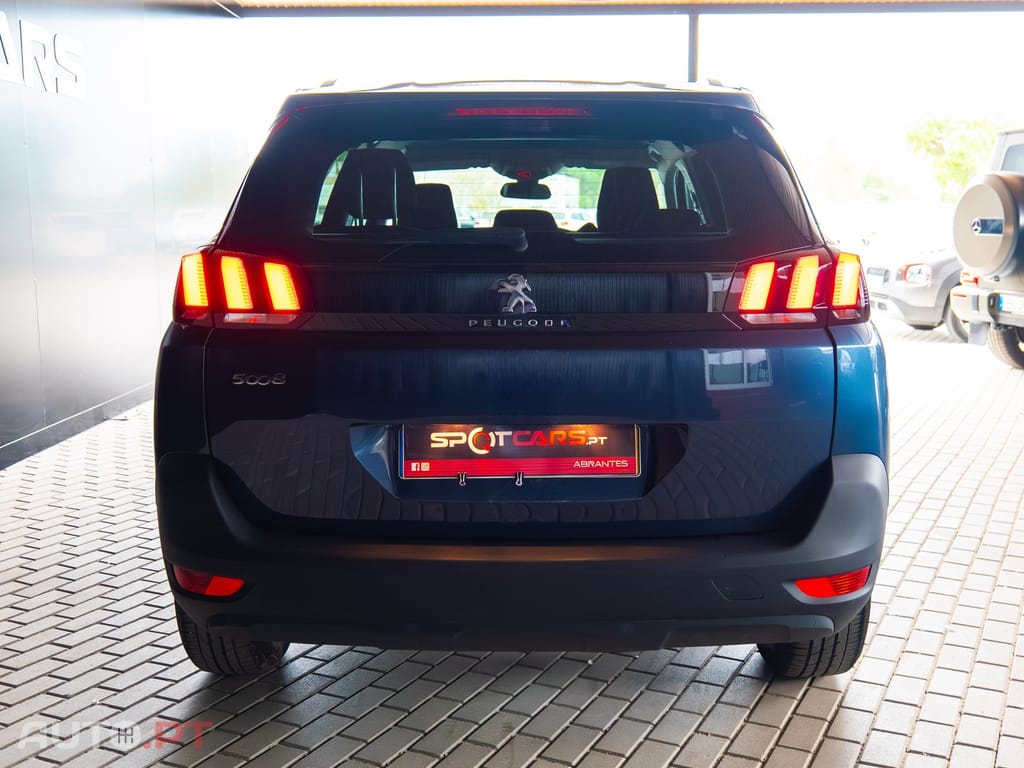 Peugeot 5008 1.5 BlueHDi Active