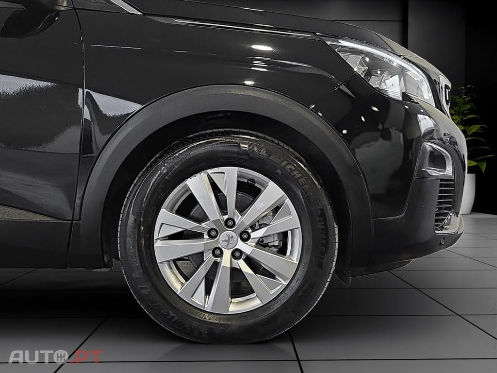 Peugeot 3008 1.5 BlueHDi Allure EAT8