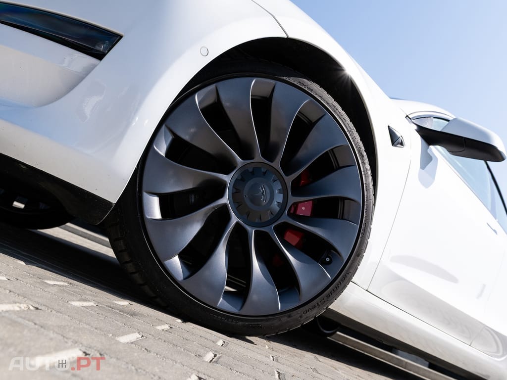 Tesla Model 3 Performance Dual Motor AWD