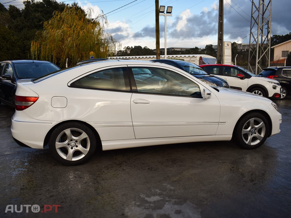 Mercedes-Benz CLC 220 2.2 CDi