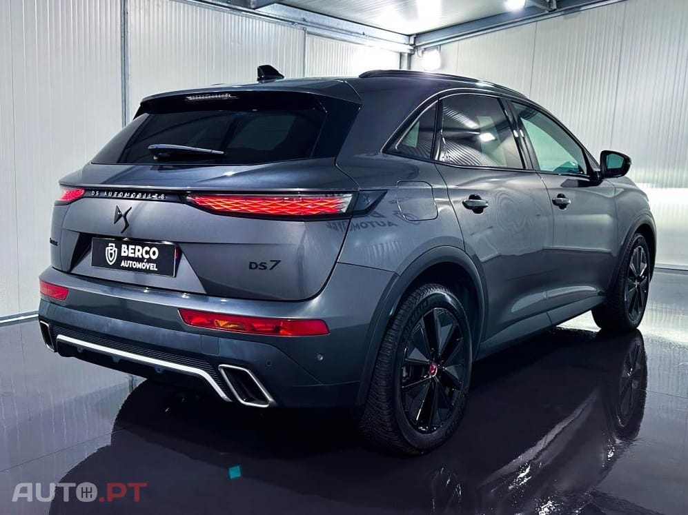 DS DS7 Crossback E-Tense Performance Line EAT8