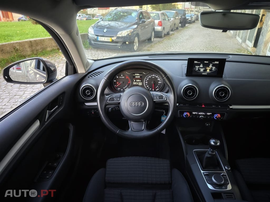 Audi A3 Sportback 1.6 TDI Attraction Ultra