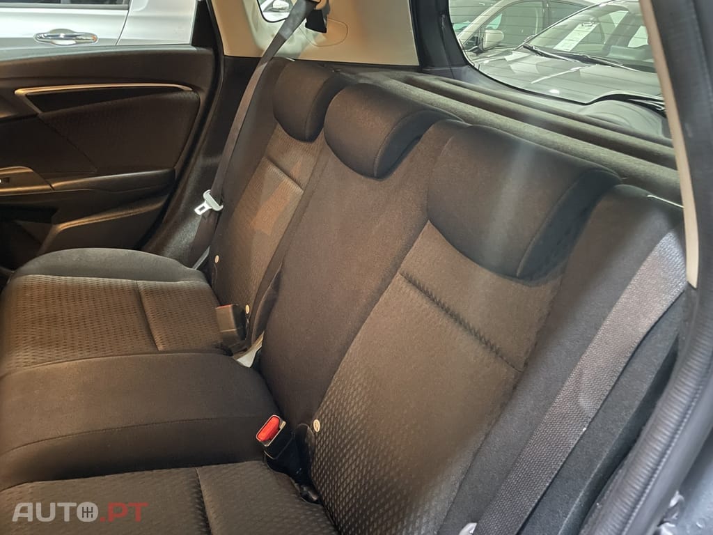 Honda Jazz 1.3 I-VTEC Elegance CVT