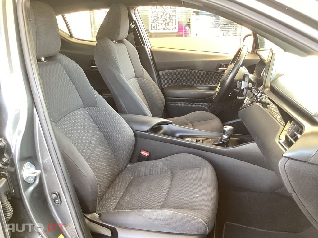Toyota C-HR 1.8 HSD Comfort+P.Style