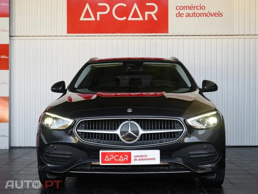 Mercedes-Benz C 300 e AMG Line