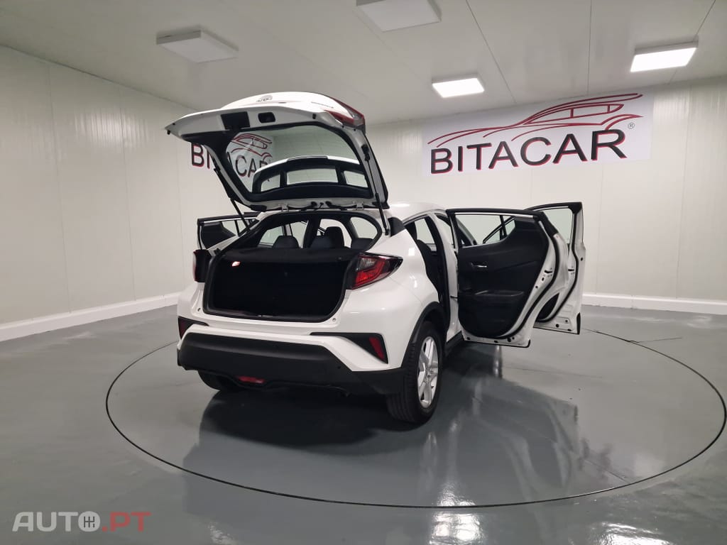 Toyota C-HR 1.8 Hybrid Comfort