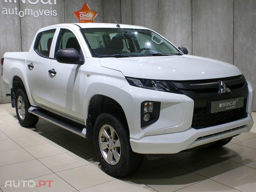 Mitsubishi L200 2.3 DI-D CD Invite 4WD