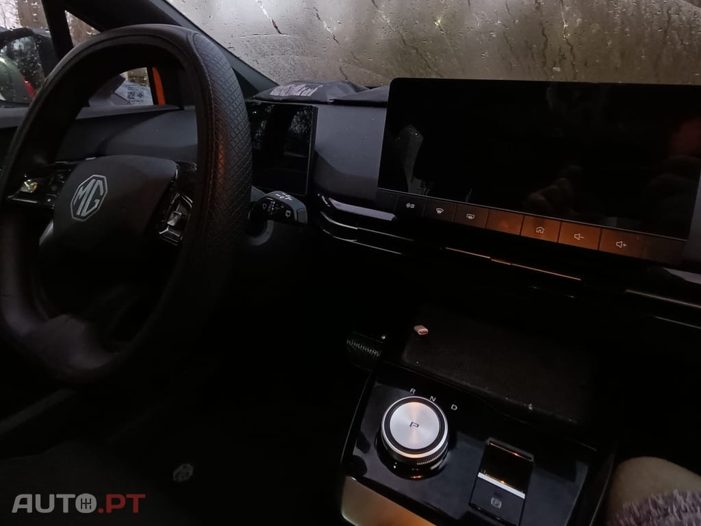 MG MG4 51 kWh LFP Standard