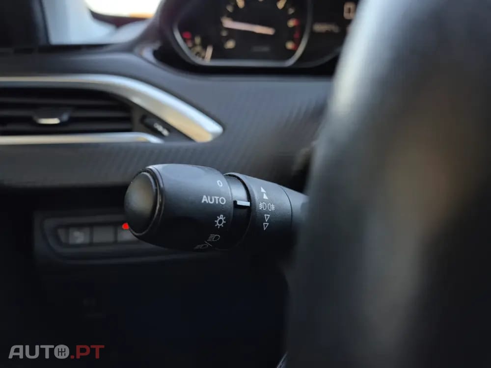 Peugeot 2008 1.5 BlueHDi Active