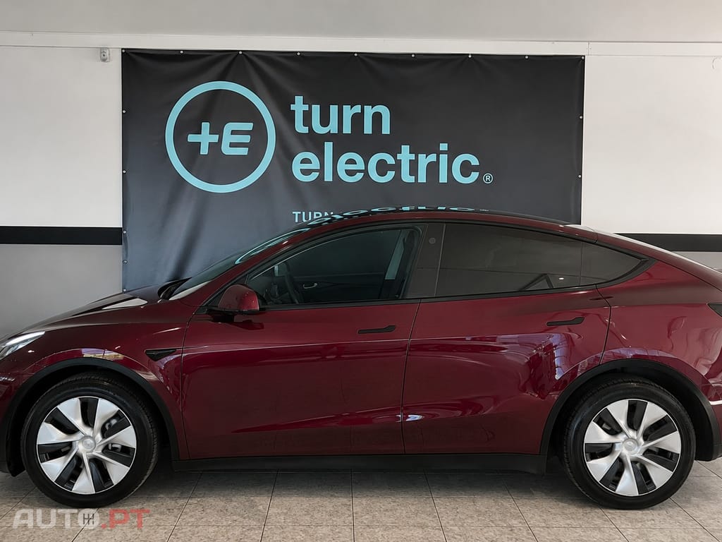 Tesla Model Y Long Range Dual Motor AWD