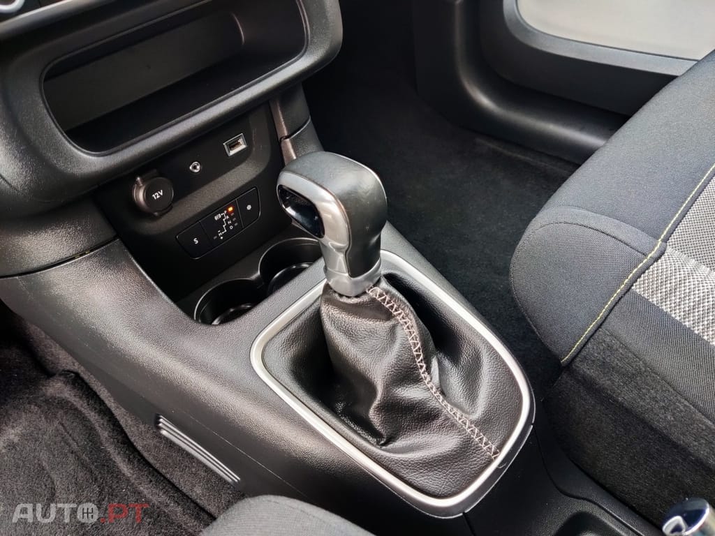 Citroen C3 1.2 PureTech Shine EAT6