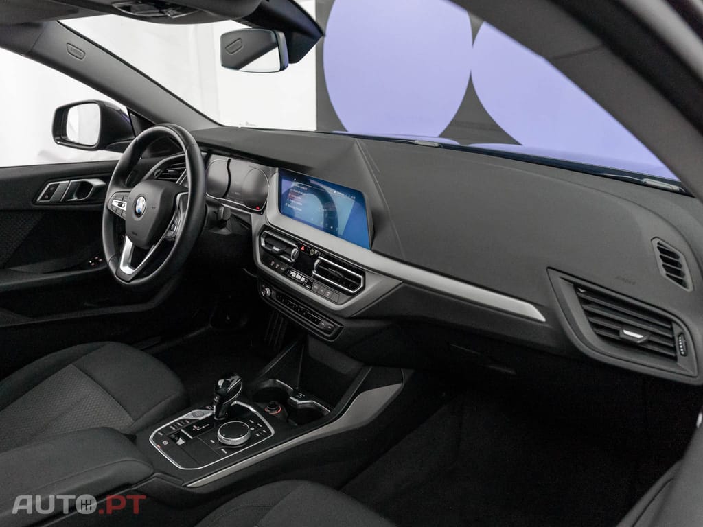BMW 216 d Advantage