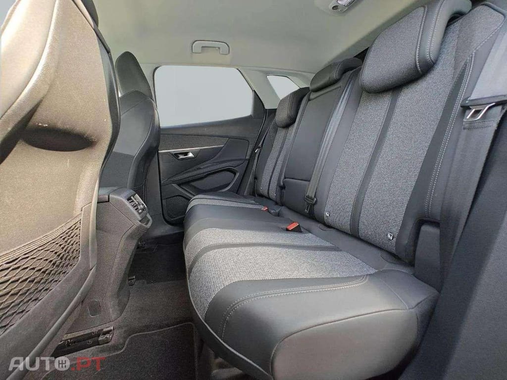 Peugeot 3008 1.5 BlueHdi EAT8 Allure