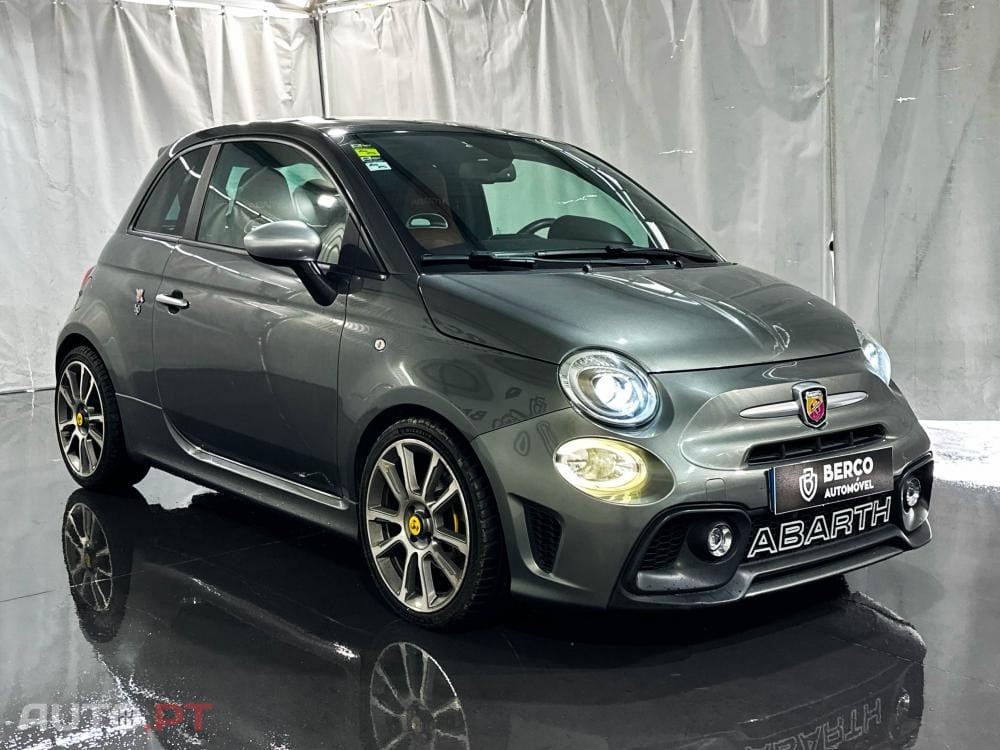 Abarth 500 1.4 T-Jet Competizione MTA