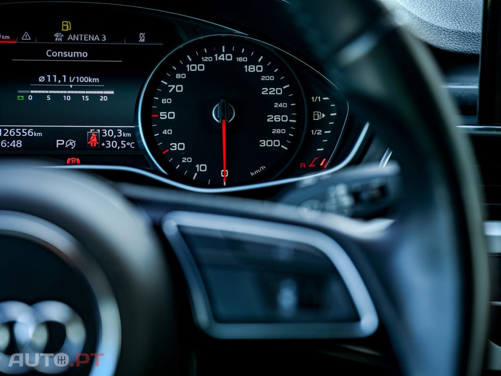 Audi A4 2.0 TDI Design S tronic