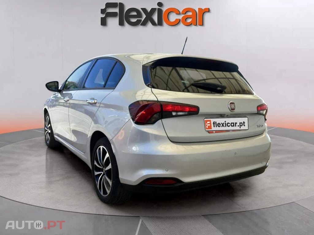 Fiat Tipo 1.3 M-Jet Lounge