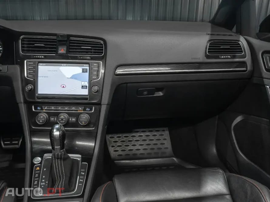 Volkswagen Golf 2.0 TSi GTi DSG Performance
