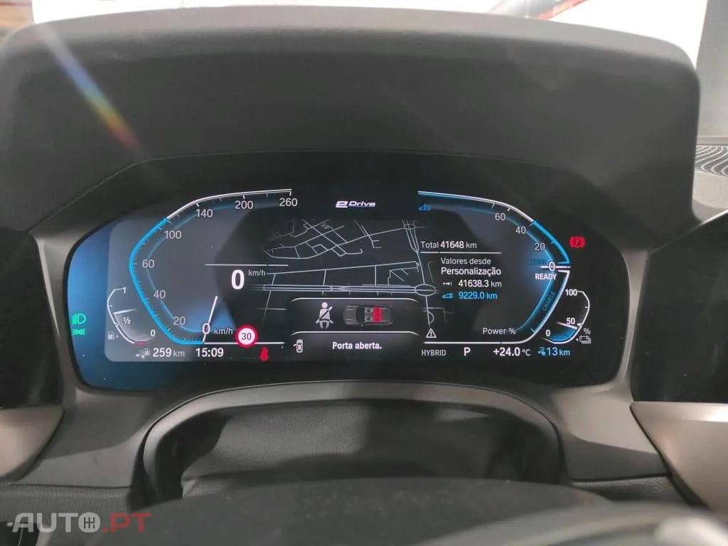 BMW 330 e Touring Auto