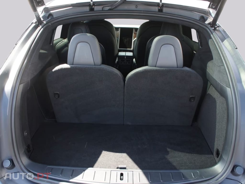 Tesla Model X Long Range I.V.A DEDUTIVEL 