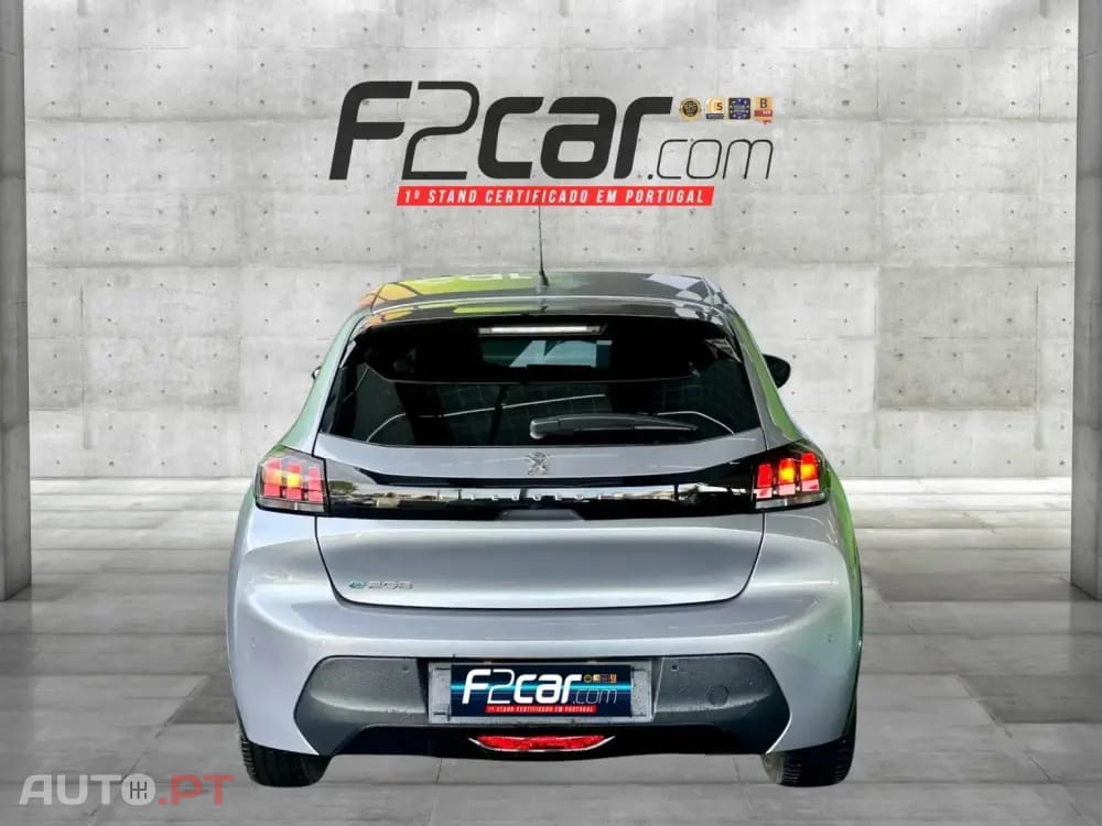 Peugeot E-208 50 kWh Active