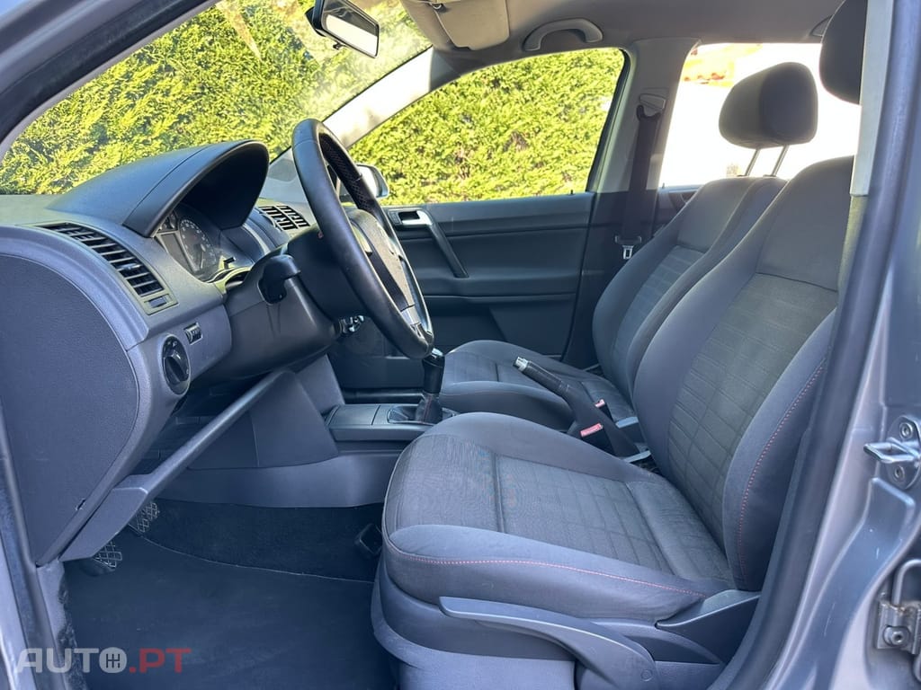 Volkswagen Polo 1.2 Confortline AC — fotografia 7
