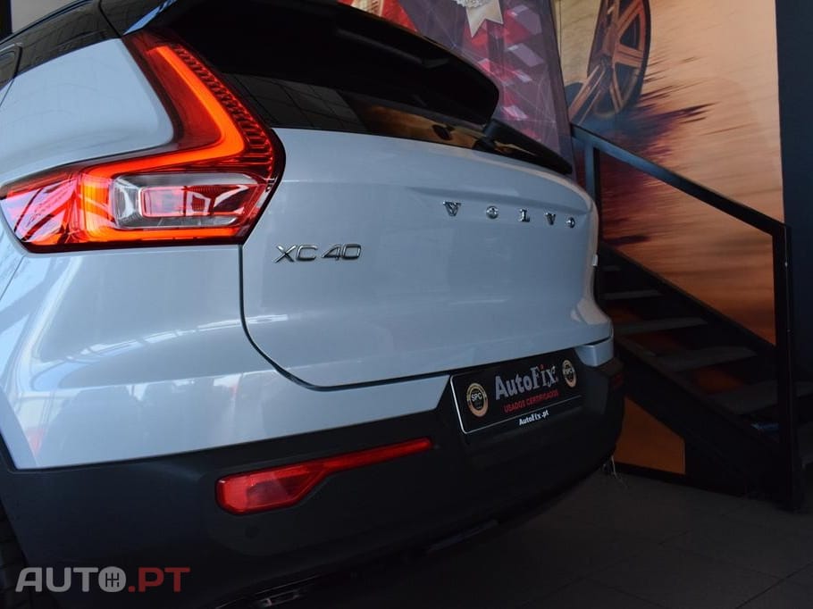 Volvo XC40 1.5 T5 PHEV R-Design Expression