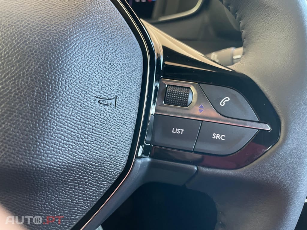 Peugeot 2008 1.2 PureTech Active Pack