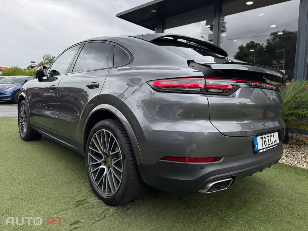 Porsche Cayenne Standard