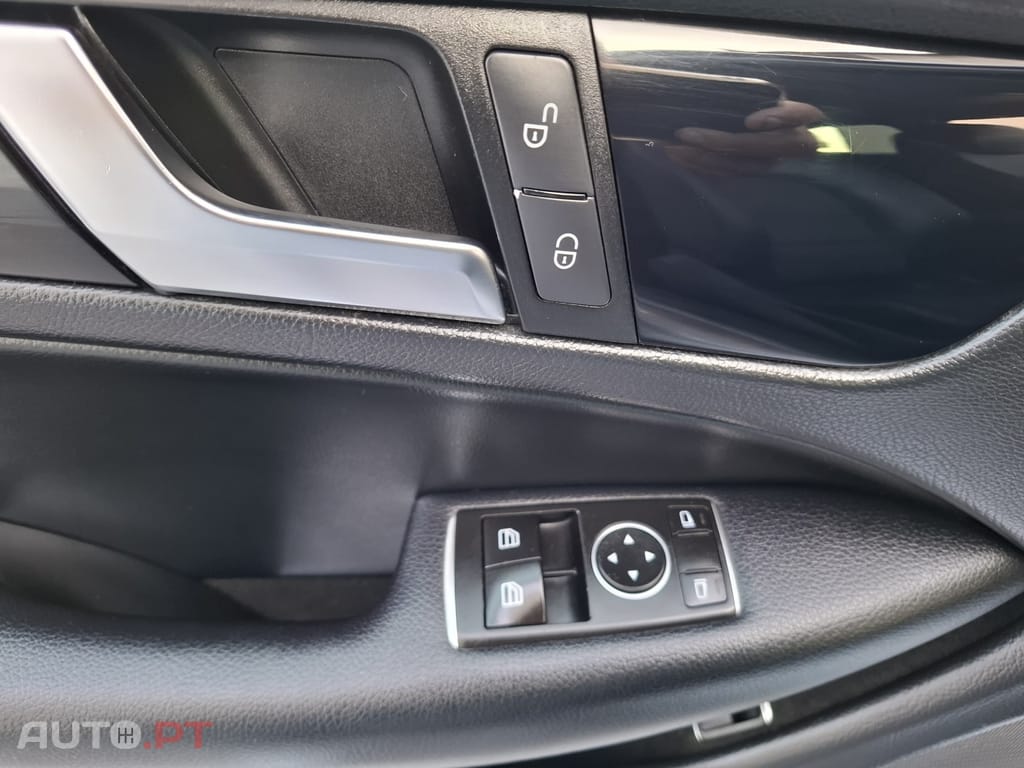 Mercedes-Benz C 220 AMG