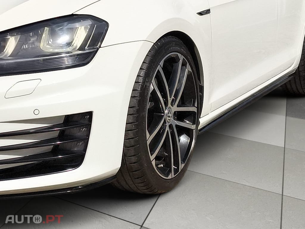Volkswagen Golf 2.0 TDi GTD