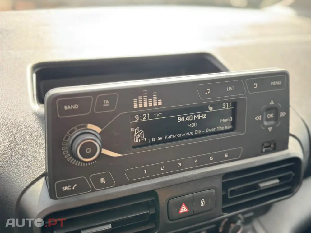 Peugeot Partner Outro