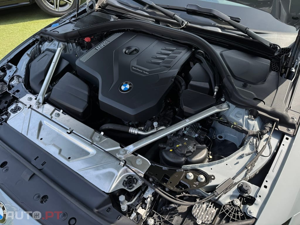 BMW 420 i Pack Desportivo M Auto