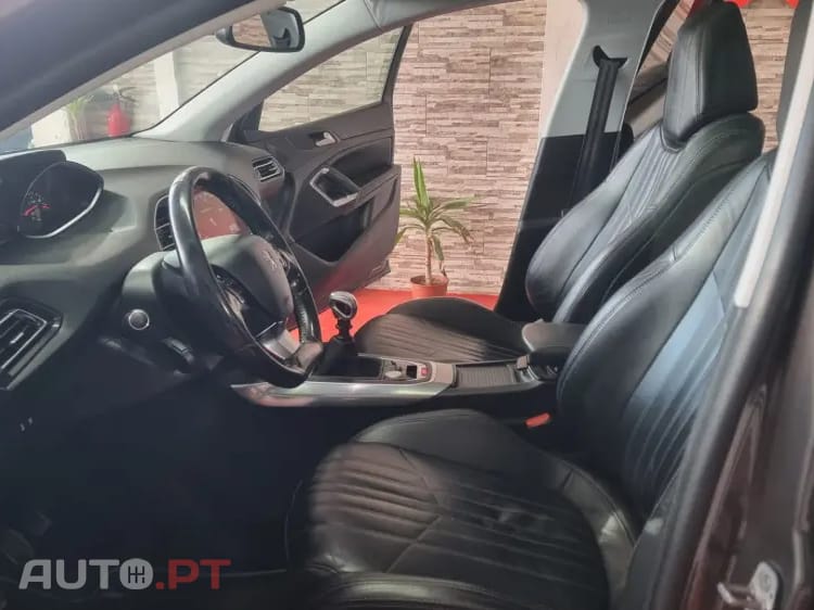 Peugeot 308 SW 1.6 BlueHDi Allure