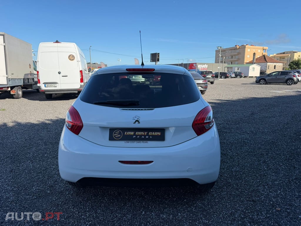 Peugeot 208 1.2 PureTech Active